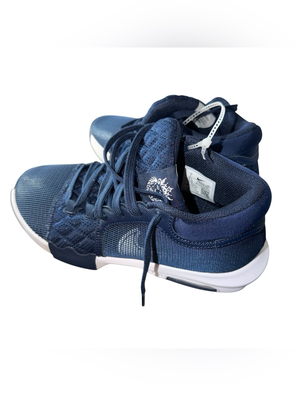 Nike Giannis Immortality 3 Green Basketball Shoes - Picture 3 of 6